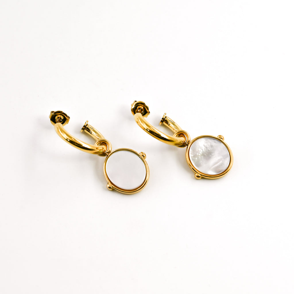 Boucles d'oreilles JUDITH NACRE