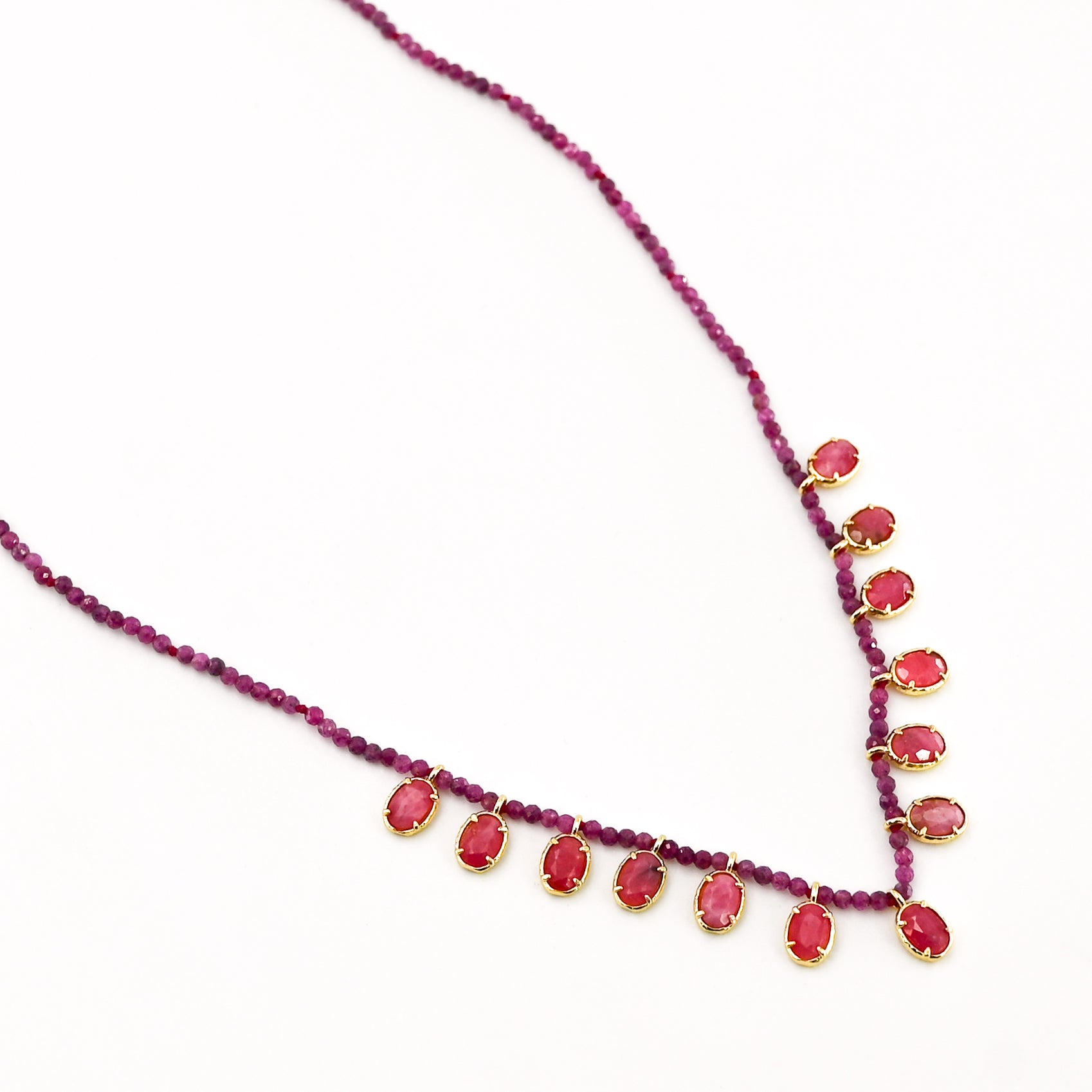 Collier LEON